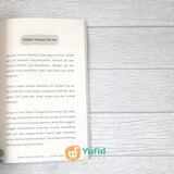 BUKU DALAM PELUKAN LELAH IBU - KUMPULAN PENYEMANGAT UNTUK IBU-IBU YANG MENJALANI RUTINITAS RUMAH TANGGA (ZAHRANI MEDIA)